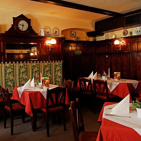 Gasthof Hotel Zweimueller กรีสเคอร์เคน ภายนอก รูปภาพ